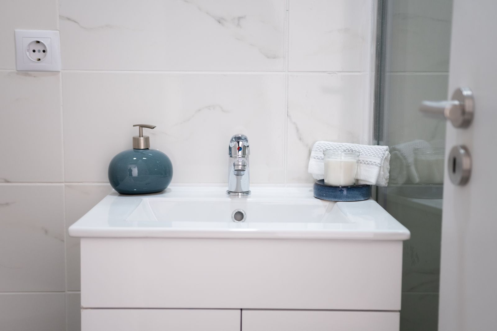 Why bathroom ventilation fails, and the four things that fix it