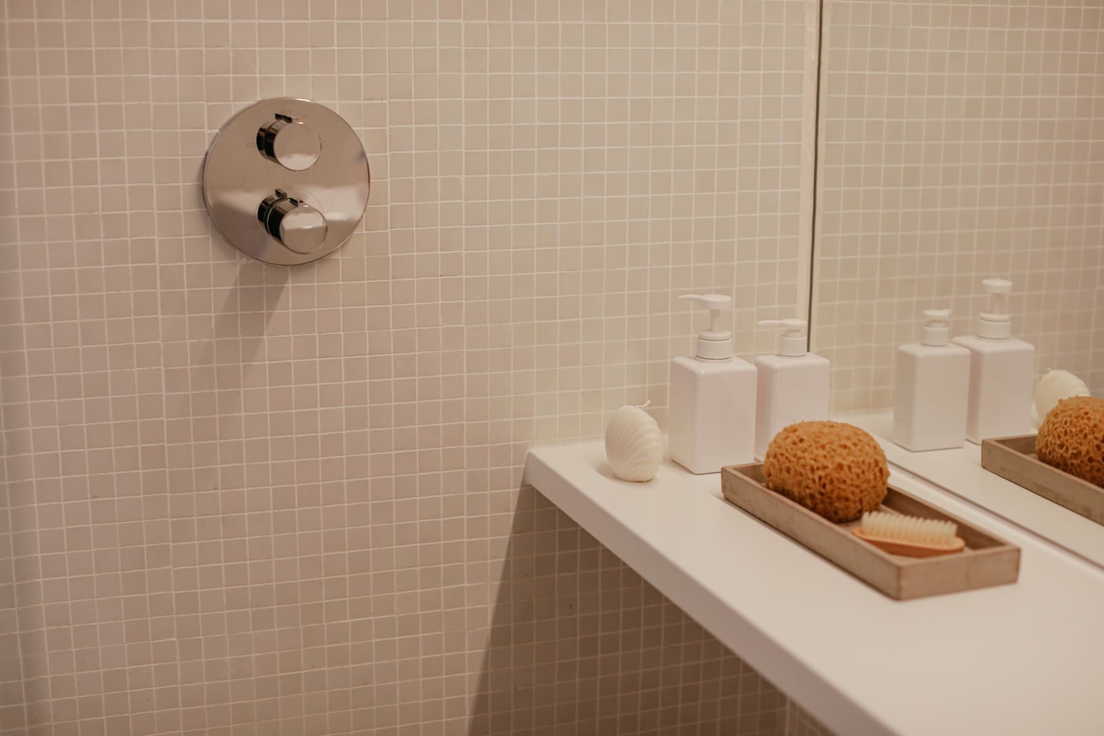 Curbless showers: what your house will actually allow